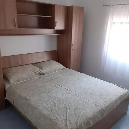 Apartment Apartman Terezija *