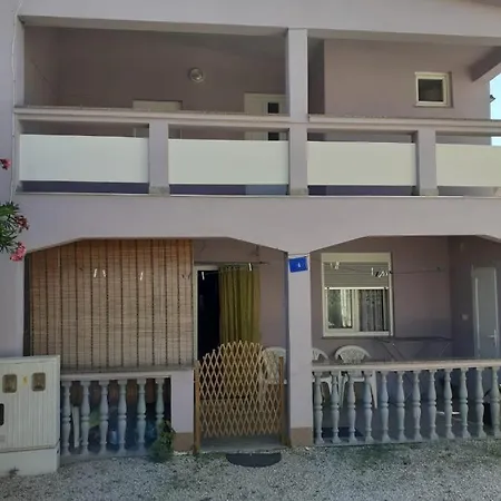 아파트 Apartman Terezija *